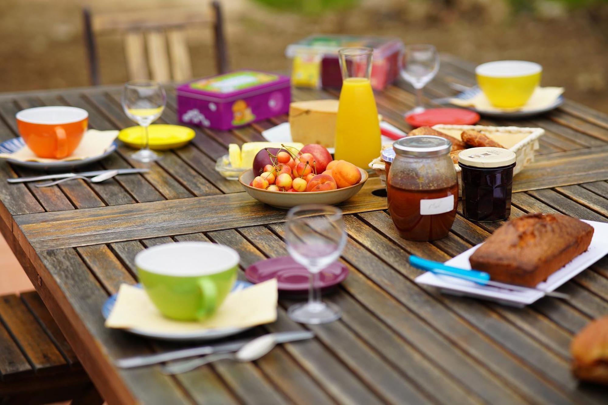 Bed and Breakfast Le Potager Saint-Georges-de-Monclard Exterior foto